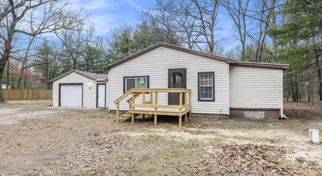Photo of 2221 E 95th St, Newaygo, MI 49337