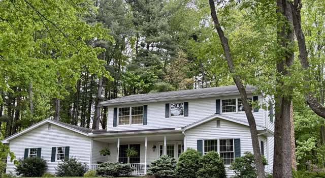 Photo of 300 Wood Hills Dr, Concord, MI 49237