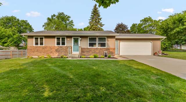 Photo of 1111 N Hampton Dr NE, Grand Rapids, MI 49505