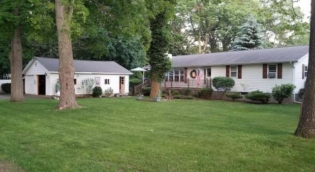 Photo of 601 E Concord St, Pentwater, MI 49449