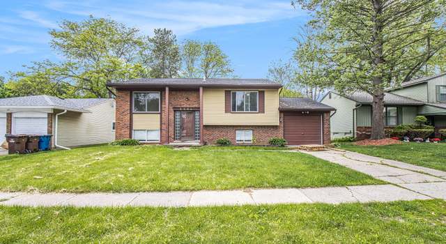 Photo of 8584 Buckingham Dr, Ypsilanti, MI 48198