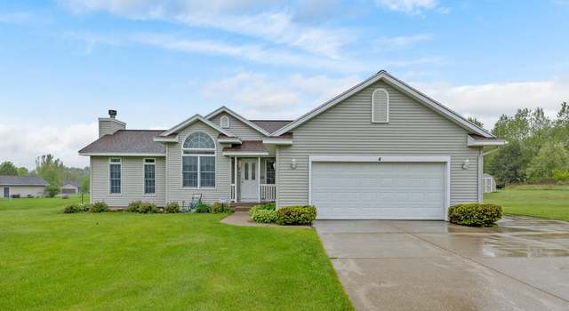 Photo of 10645 Thorn Edge Dr, Rockford, MI 49341
