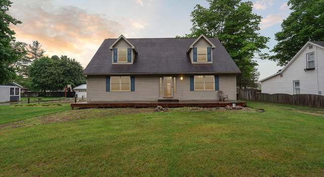 Photo of 123 N F St, Trufant, MI 49347