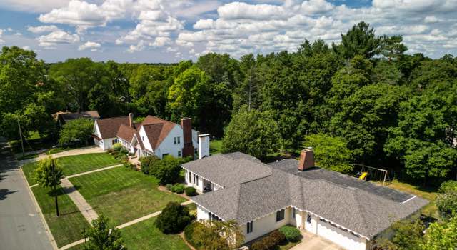 Photo of 343 E Maple St, Fremont, MI 49412