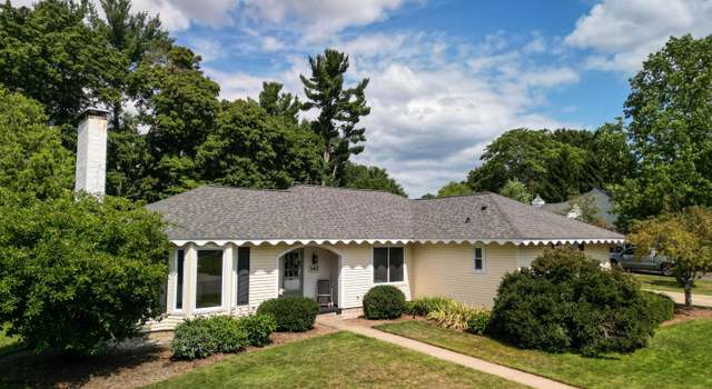 Photo of 343 E Maple St, Fremont, MI 49412