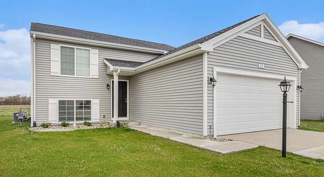 Photo of 615 Manorwood Cir, Benton Harbor, MI 49022
