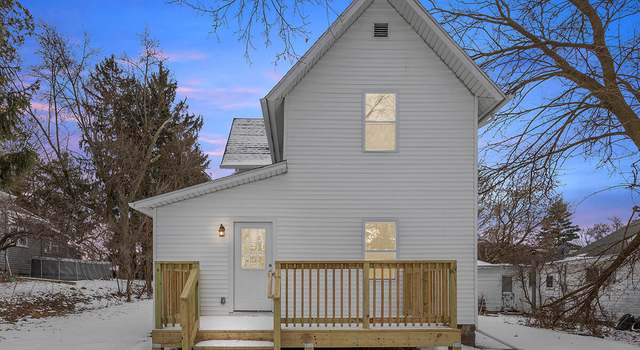 Photo of 510 E Gilson St, Edmore, MI 48829