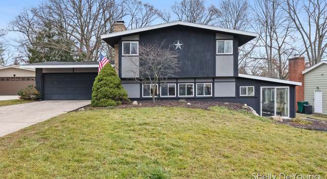 Photo of 8292 Atlanta Dr NE, Rockford, MI 49341