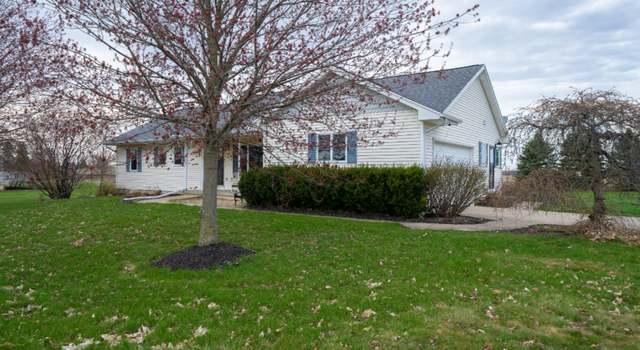 Photo of 12700 Near Ln, Caledonia, MI 49316