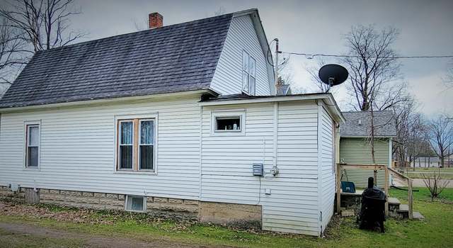 Photo of 372 S Main St, Vermontville, MI 49096