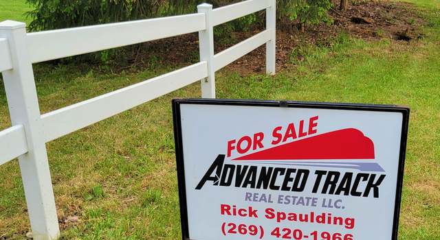 Photo of 372 S Main St, Vermontville, MI 49096