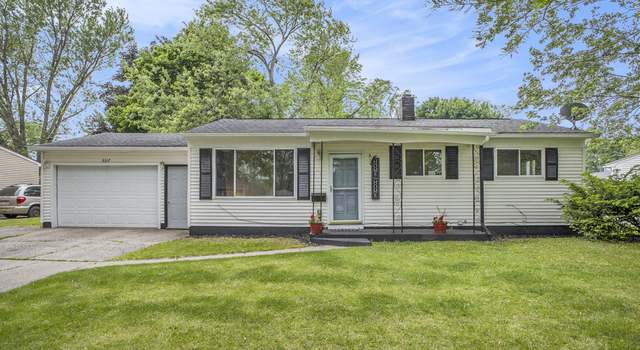 Photo of 3317 Grantsburg Dr, Lansing, MI 48911