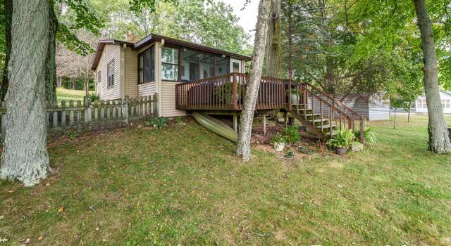 Photo of 11432 Lakeshore Dr, Lakeview, MI 48850