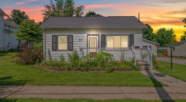 Photo of 35 Pleasant St, Quincy, MI 49082