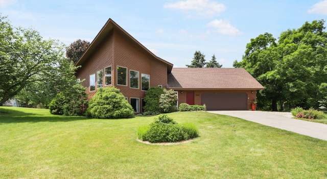 Photo of 3028 Harbor Rd, Douglas, MI 49406