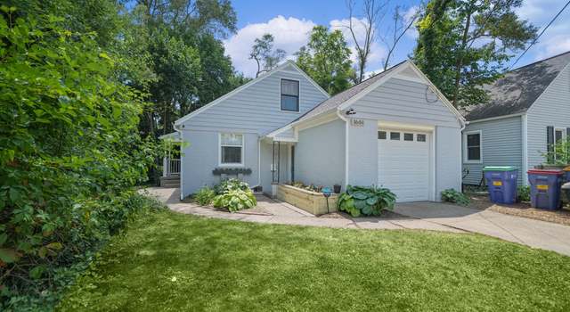 Photo of 1644 Boston St SE, Grand Rapids, MI 49506