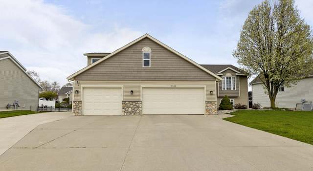 Photo of 2931 Snowberry Dr, Wyoming, MI 49418