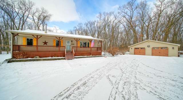 Photo of 10414 Dennings Rd, Jonesville, MI 49250