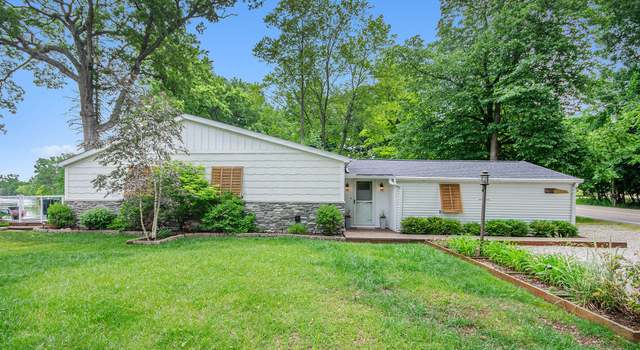 Photo of 4449 Cordley Lake Rd, Pinckney, MI 48169