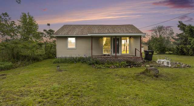 Photo of 940 Athens Rd, Sherwood, MI 49089