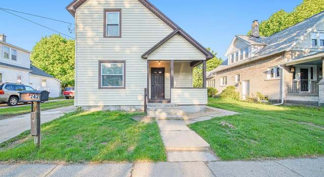 Photo of 242 Ives Ave SW, Grand Rapids, MI 49504