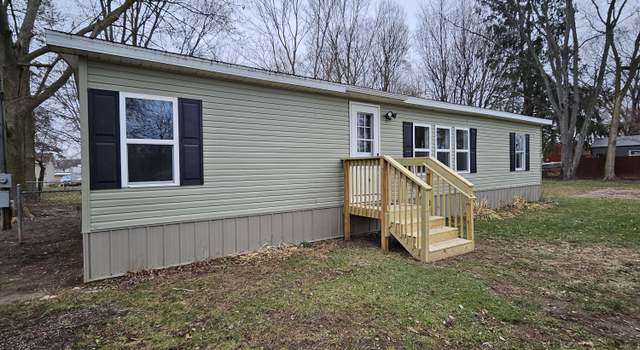 Photo of 914 Sioux Dr, Union City, MI 49094