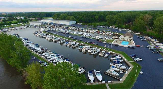 Photo of 1000 Riverview Dr #3, Benton Harbor, MI 49022