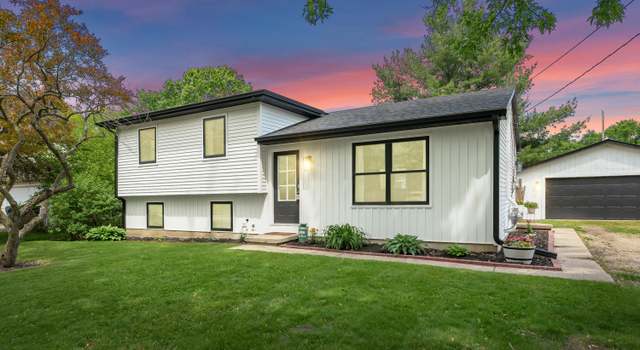 Photo of 285 Woodlark St, Galesburg, MI 49053