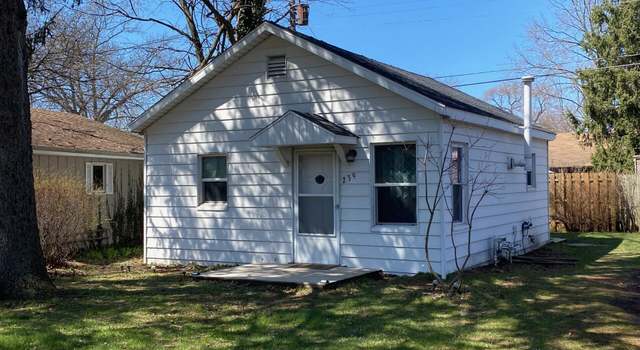 Photo of 239 Ward Ave, Saint Joseph, MI 49085