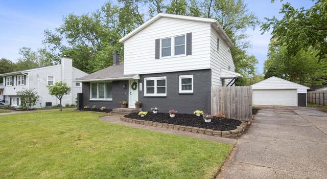 Photo of 1739 Millbrook St SE, Grand Rapids, MI 49508