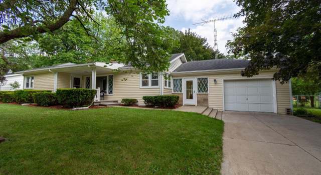 Photo of 206 E Church St, Clinton, MI 49236