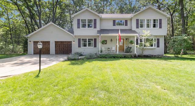 Photo of 1425 Meadow Wood Dr, Manistee, MI 49660