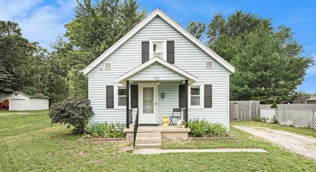 Photo of 933 Benjamin Ave NE, Grand Rapids, MI 49503