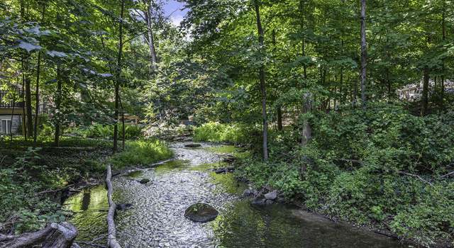 Photo of 6964 Oak Brook St SE, Grand Rapids, MI 49546