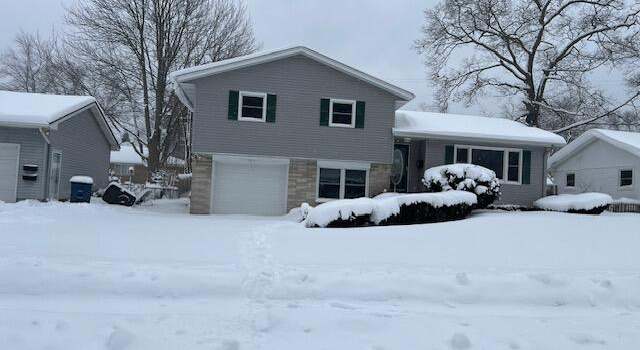 Photo of 1515 Colonial Rd, Muskegon, MI 49441