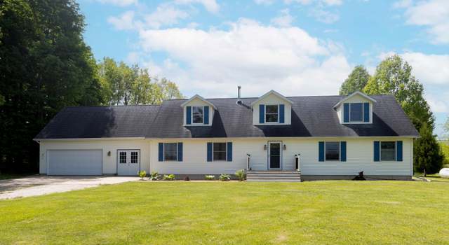 Photo of 69433 County Road 376, Hartford, MI 49057