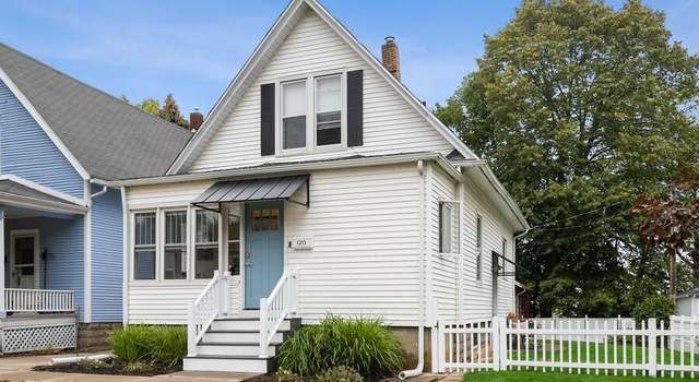 Photo of 1215 Guernsey Ct, St. Joseph, MI 49085
