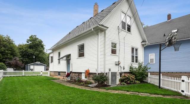 Photo of 1215 Guernsey Ct, St. Joseph, MI 49085