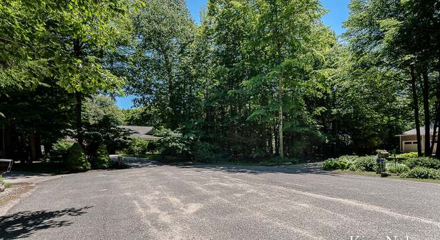 Photo of 0 Oak Tree Ln Lot 20, Whitehall, MI 49461