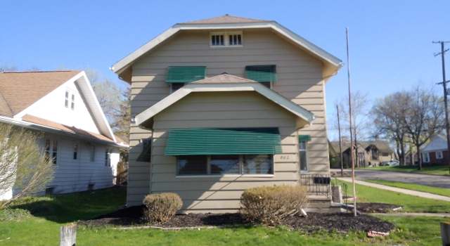 Photo of 802 Oakridge Dr, Jackson, MI 49203