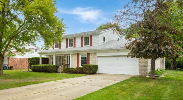 Photo of 18210 Rainbow Dr, Lathrup Village, MI 48076