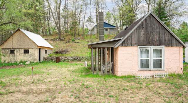 Photo of 16103 Pretty Lake Dr, Mecosta, MI 49332