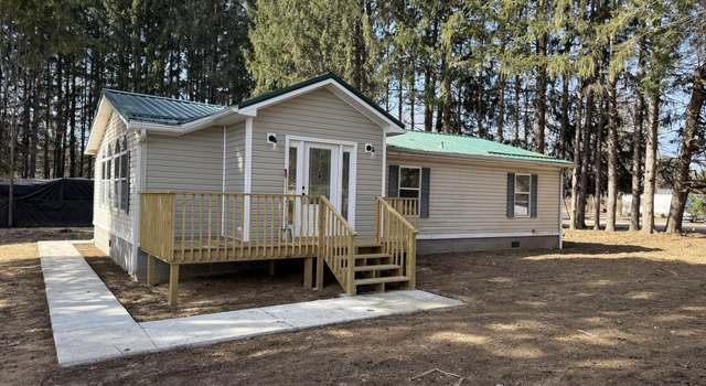Photo of 1110 3rd St, Bangor, MI 49013