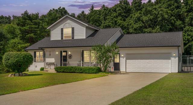 Photo of 2405 Stanton Dr, Middleville, MI 49333