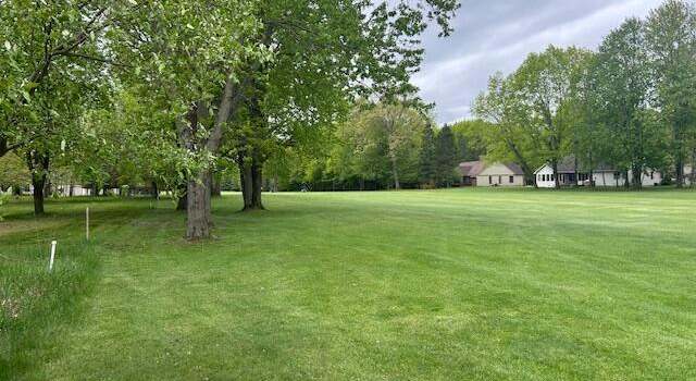 Photo of 6805 Mayfair Dr #15, Canadian Lakes, MI 49346