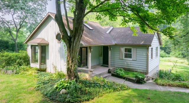 Property at 758 Wilson Ave SW, Grand Rapids, MI 49534, 3 beds, 1.5 baths