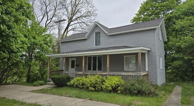 Photo of 132 N Stewart St, Big Rapids, MI 49307
