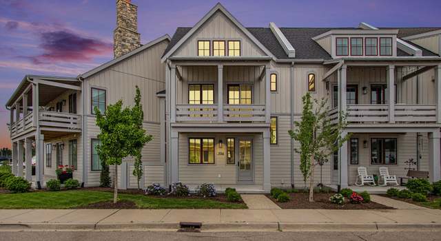 Photo of 994 Harbor Dr E, St. Joseph, MI 49085