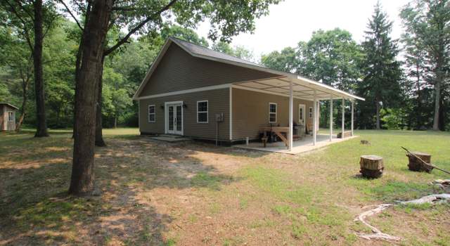 Photo of 8023 E Garfield Rd, Hesperia, MI 49421