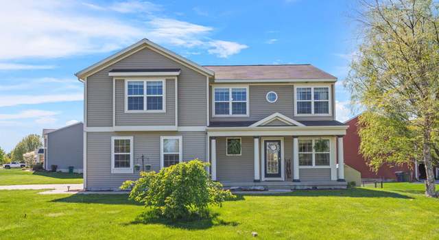Photo of 3725 Sun Ridge Dr, Hudsonville, MI 49426